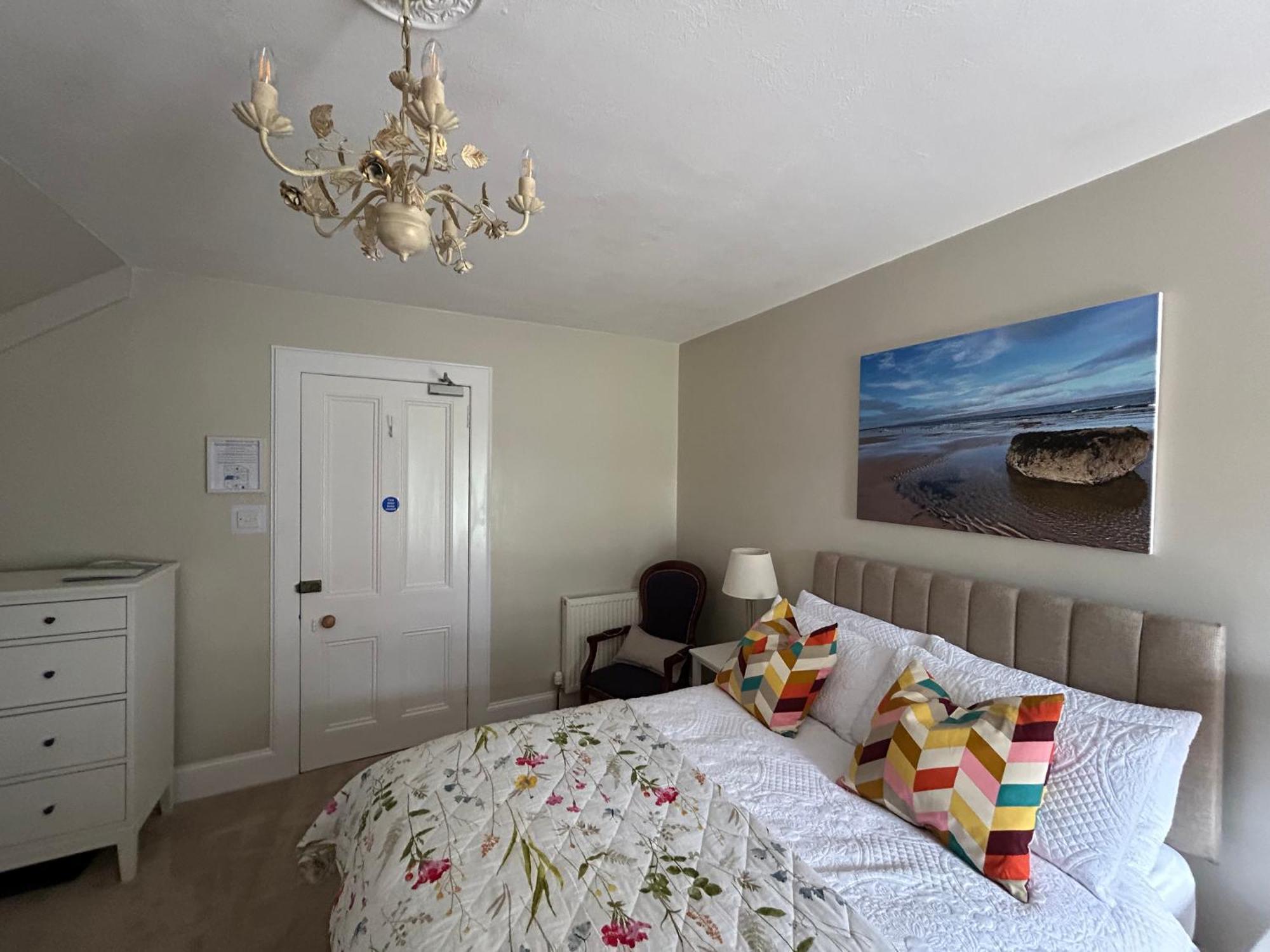 Glen Lyon Lodge Bed And Breakfast Nairn Dış mekan fotoğraf