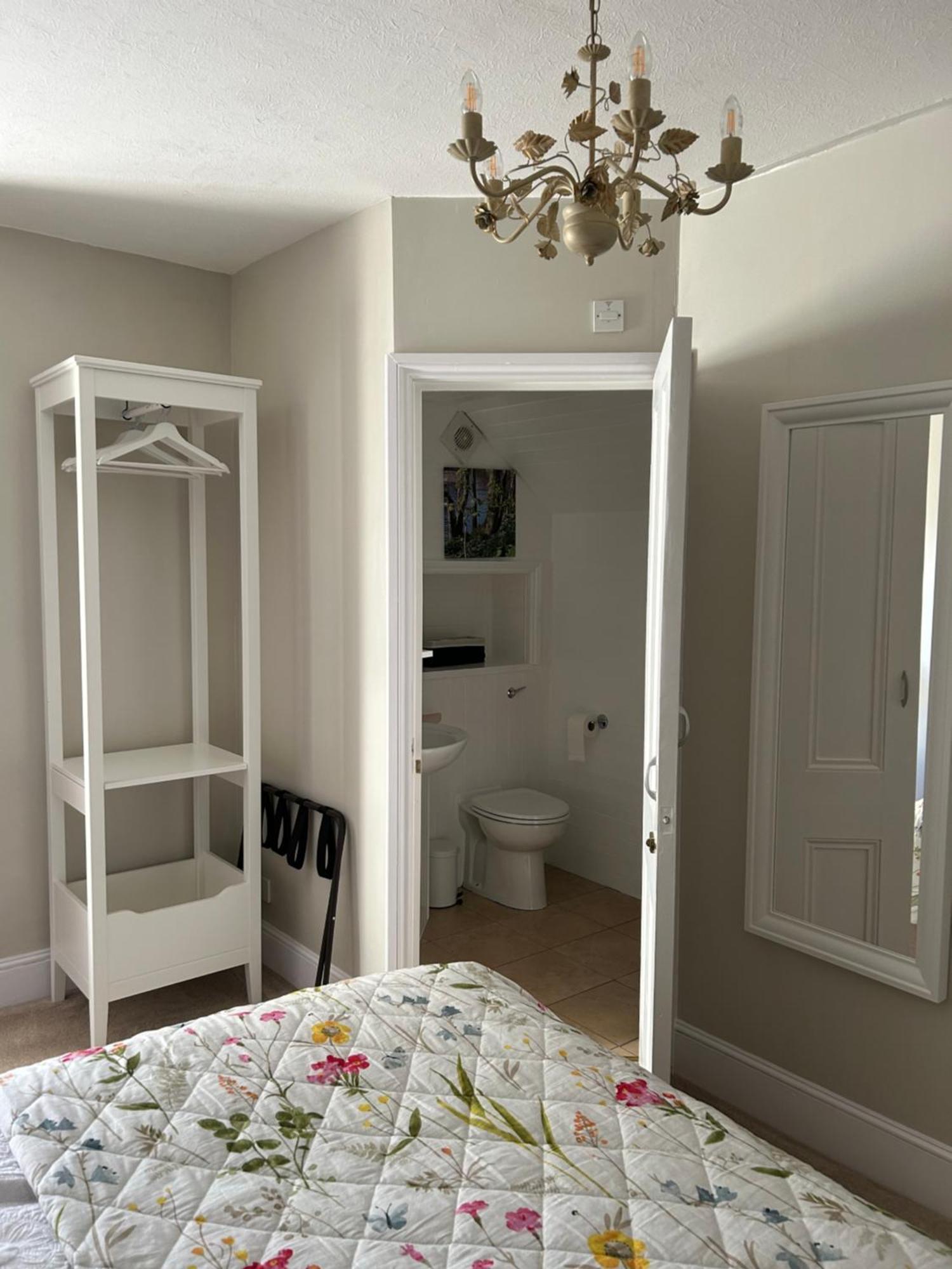 Glen Lyon Lodge Bed And Breakfast Nairn Oda fotoğraf