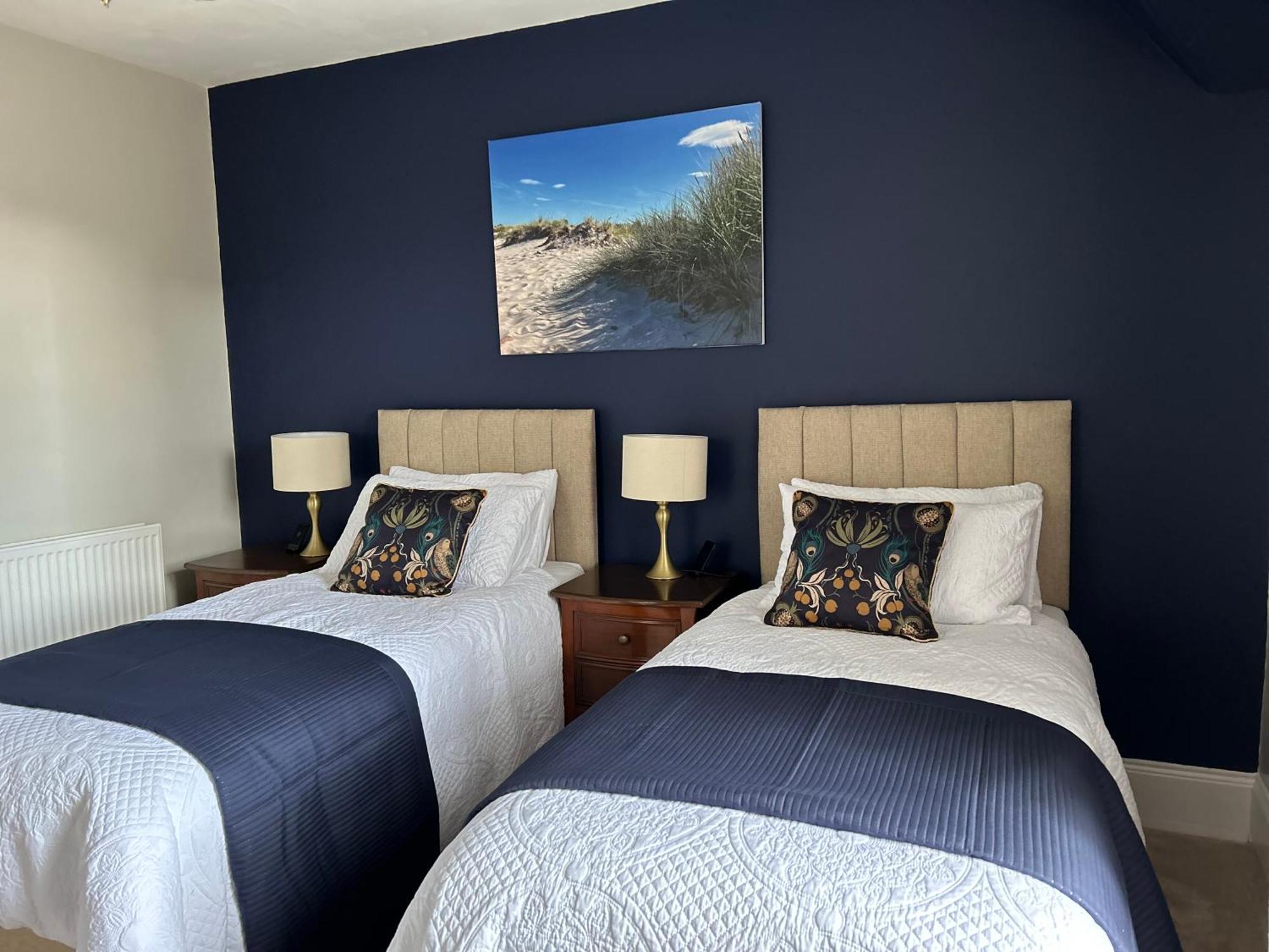 Glen Lyon Lodge Bed And Breakfast Nairn Dış mekan fotoğraf